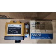 Omron E3D-R3M4T Photoelectric Switch 24-240VAC ±12-240VDC